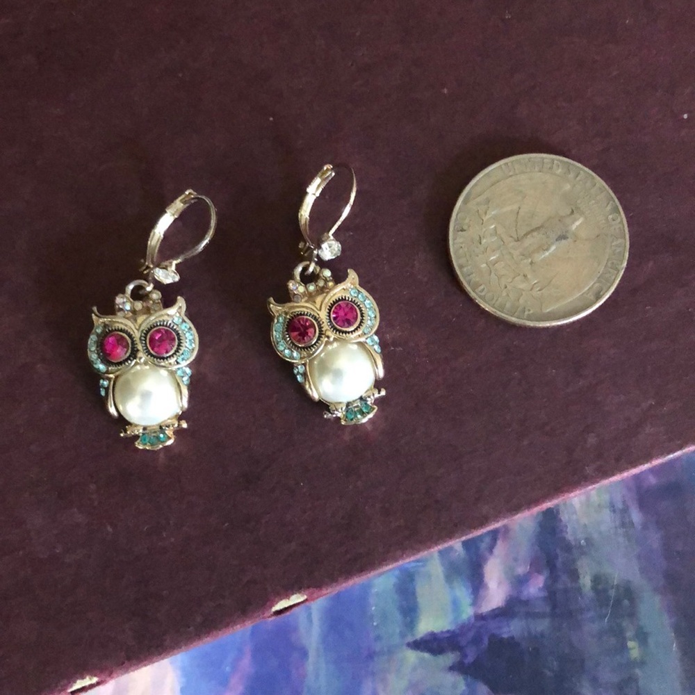 Betsey Johnson Pearl Critter Owl Drop Earrings - Picture 3 of 3